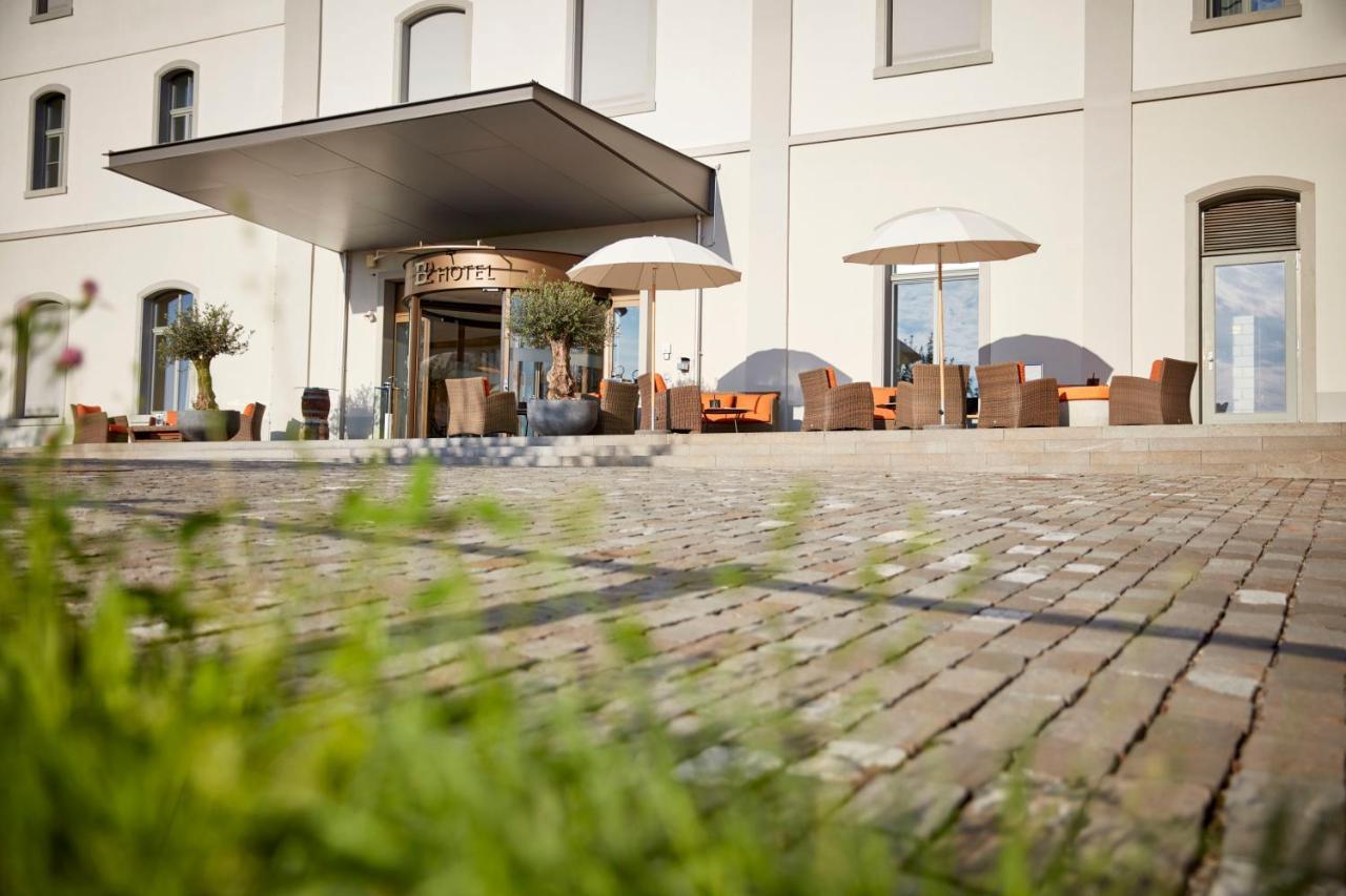 B2 Otel 4*