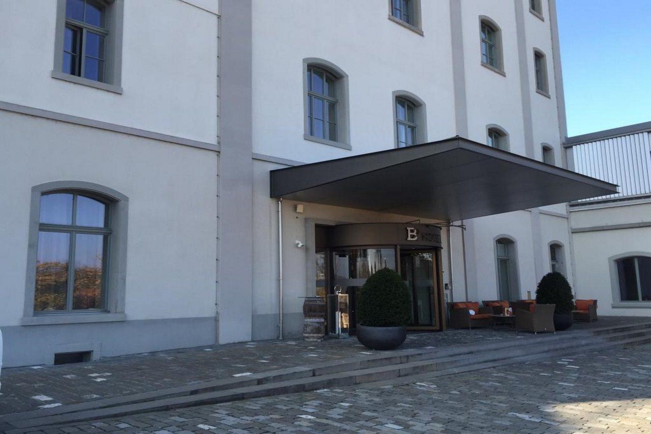 Otel B2 Zürih